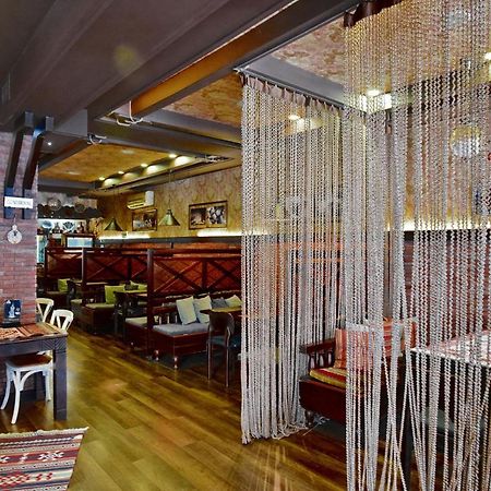 Antika Hotel Μπατούμι Εξωτερικό φωτογραφία