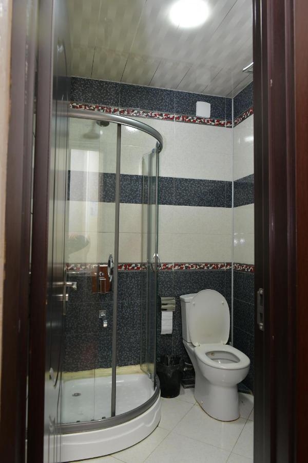 Antika Hotel Μπατούμι Εξωτερικό φωτογραφία