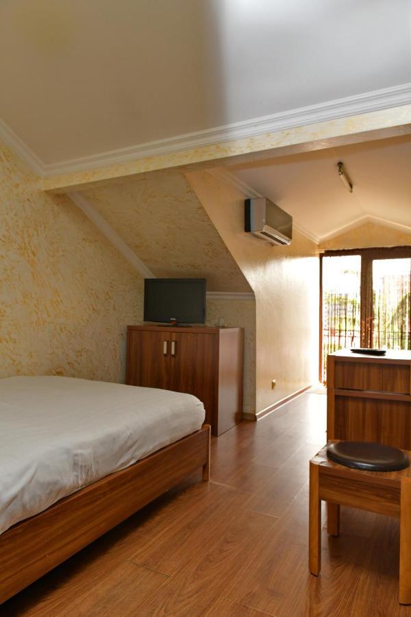Antika Hotel Μπατούμι Εξωτερικό φωτογραφία