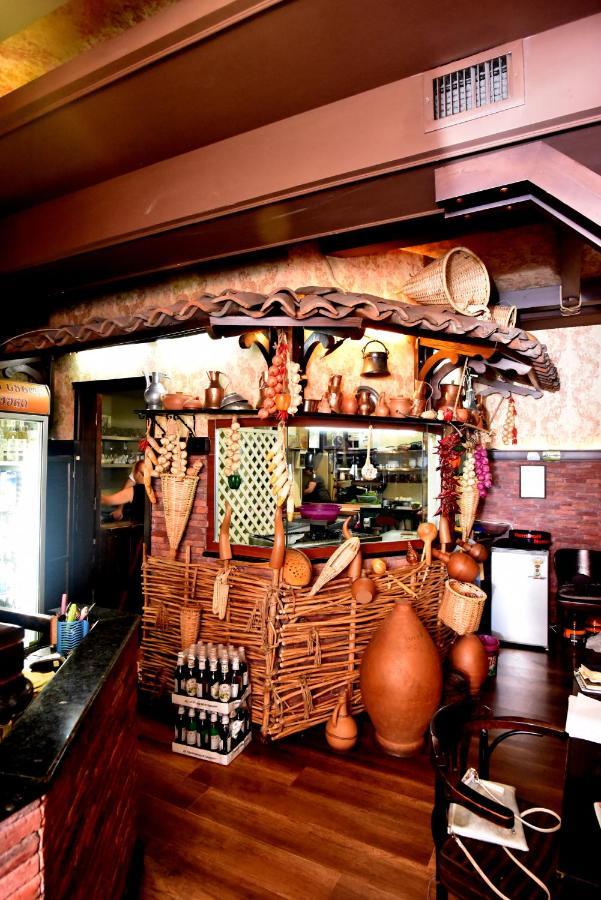 Antika Hotel Μπατούμι Εξωτερικό φωτογραφία