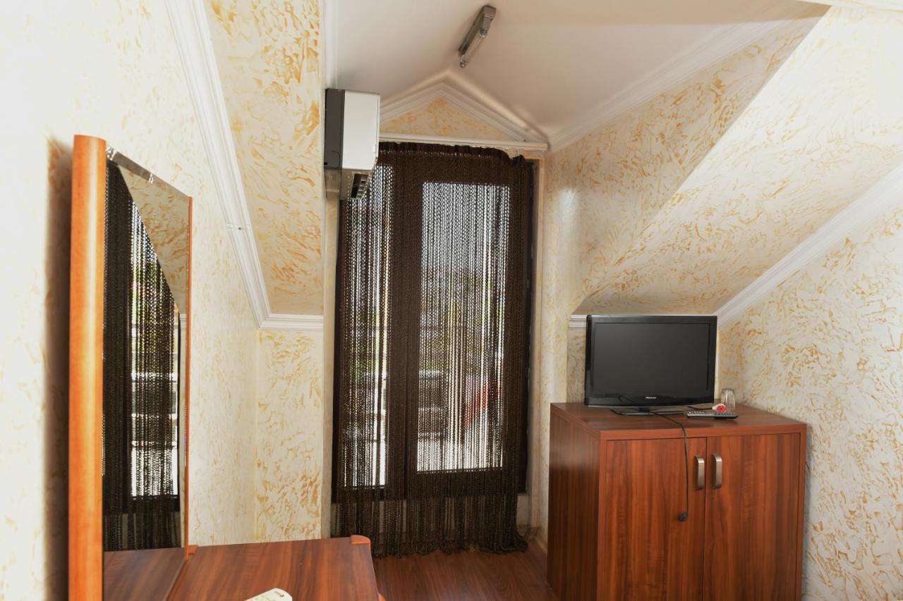 Antika Hotel Μπατούμι Εξωτερικό φωτογραφία